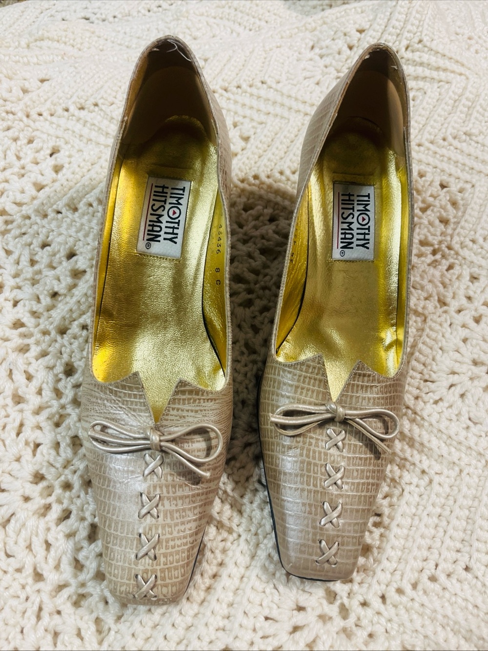 Timothy Hitsman Vintage Beige & Gold Kitten Heels, Size 8C